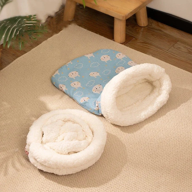 Winter Warm Pet Sleeping Bag Lamb Wool Warm Kitten Nest